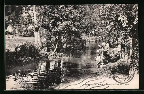 AK Bonny-sur-Loire, Les Laveuses
