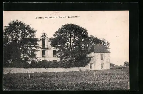 AK Bonny-sur-Loire, La Citadelle