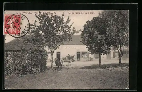 AK Montargis-Baucourt, Au milieu de la Foret