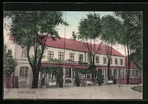 AK Ahrensburg, Schadendorff Hotel mit Aussenbereich