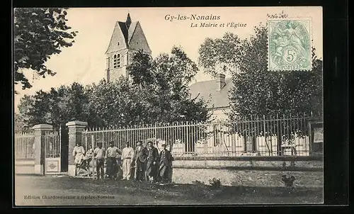 AK Gy-les-Nonains, La Mairie et l`Eglise