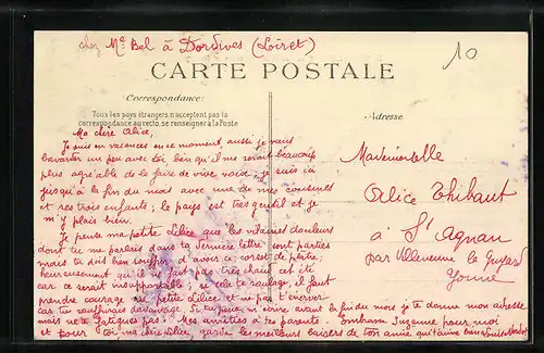 AK Dordives, Place de la Poste et de la Mairie