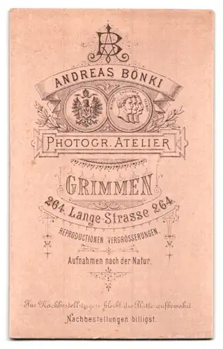 Fotografie Andreas Bönki, Grimmen, Lange-Str. 264, Junge Dame mit Amulett