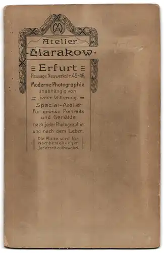 Fotografie Marakow, Erfurt, Passage Neuwerkstr. 45, Hocheleganter Herr im Anzug und mit Moustache