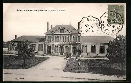 AK Saint-Maurice-sur-Fessard, Mairie & Écoles