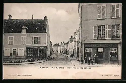 AK Puiseaux, Rue du Pavé, Place de la République