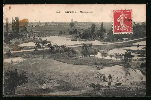 AK Jargeau, Madagascar