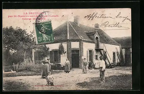 AK La Breuille, par Saint-Maurice-sur-Aveyron - Auberge Desbrosse