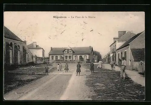 AK Mignères, La Place de la Mairie