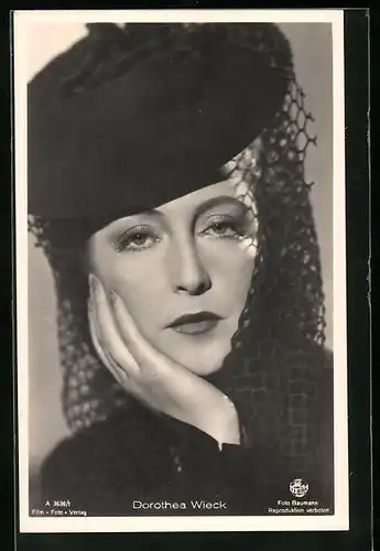 AK Schauspielerin Dorothea Wieck mit Schleier