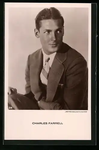 AK Schauspieler Charles Farrel im Anzug
