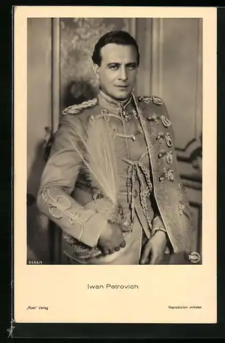 AK Schauspieler Jwan Petrovich in Paradeuniform