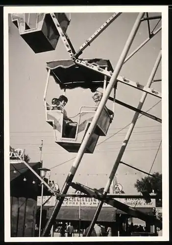 Fotografie unbekannter Fotograf, Ansicht Berlin, Kurt-Schuhmacher-Damm, Riesenrad auf Deutsch-Französischen Volksfest