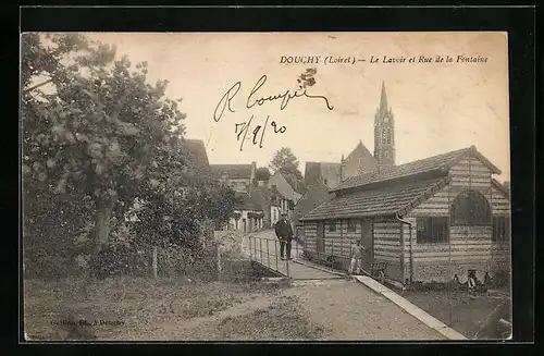 AK Douchy, Le Lavoir et Rue de la Fontaine