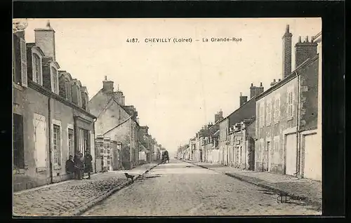 AK Chevilly, La Grande-Rue