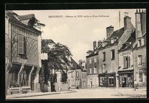 AK Beaugency, Place St-Etienne et Maison du XIII siecle
