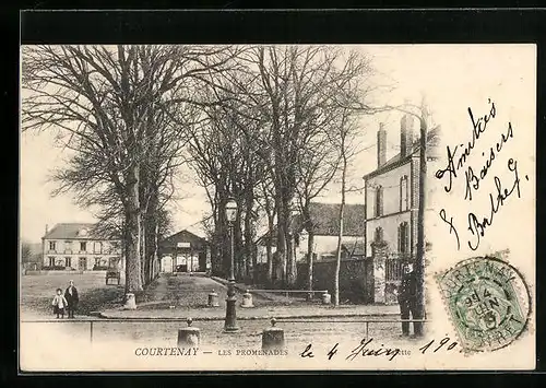 AK Courtenay, Les Promenades