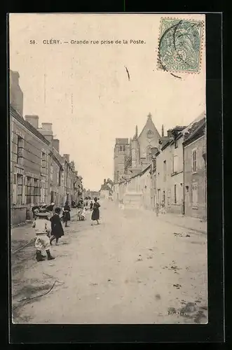 AK Cléry, Grande rue prise de la Poste