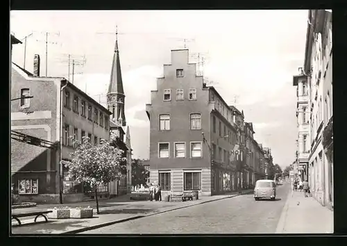 AK Apolda, Blick in die Bahnhofstrasse mit Kirche