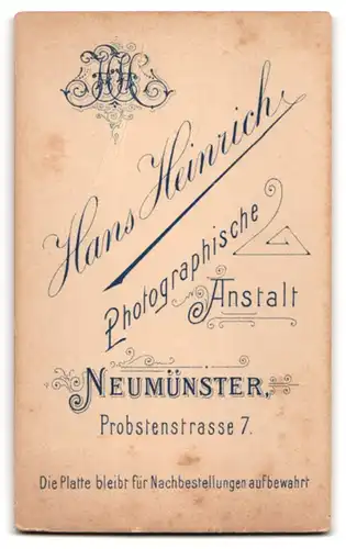 Fotografie Hans Heinrich, Neumünster, Probstenstrasse 7, Ältere Dame in edlem Kleid