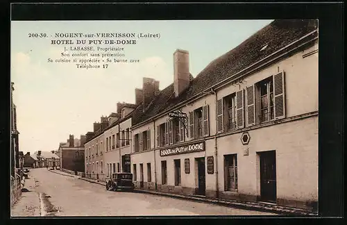 AK Nogent-sur-Vernisson, Hotel du Puy-de-Domo