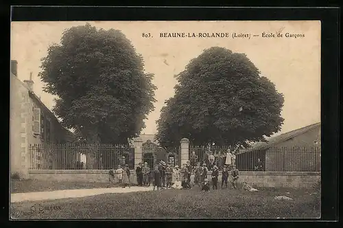 AK Beaune-la-Rolande, École de Garcons