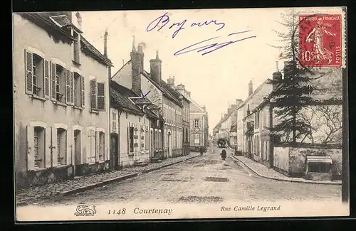 AK Courtenay, Rue Camille Legrand