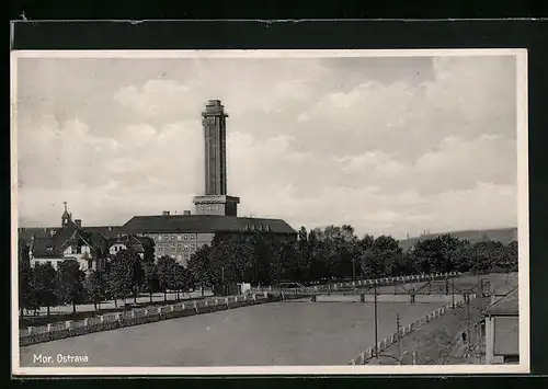 AK Mor. Ostrava, Ostravica-Quai mit neuem Rathaus