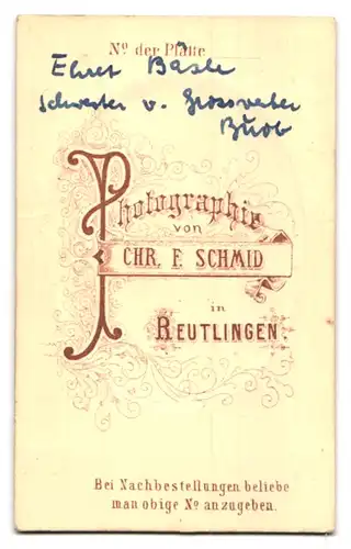 Fotografie Chr. F. Schmid, Reutlingen, Ältere Dame mit zurückgebundenem Haar