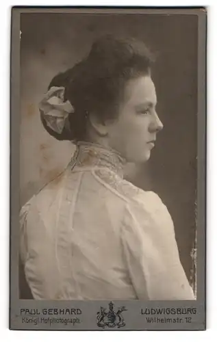 Fotografie Paul Gebhard, Ludwigsburg, Wilhelmstr. 12, Junge Dame mit Haarknoten