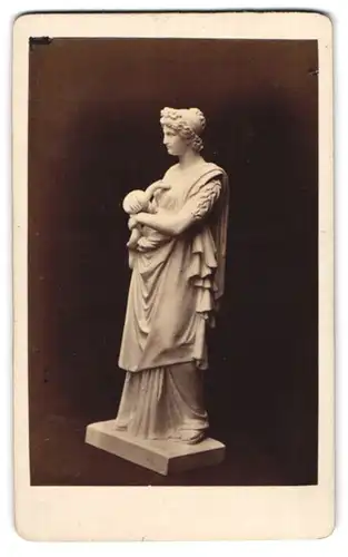 Fotografie unbekannter Fotograf und Ort, Statue Hygiaea, Collection de Sculptures