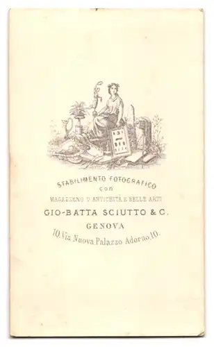 Fotografie G. B. Scuitto & C., Genova, Portrait italienisches Paar im Biedermeierkleid und Anzug mit Moustache