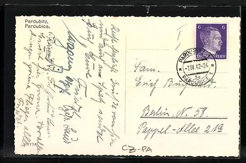 AK Pardubice, Strassenpartie mit Grünanlage