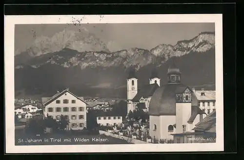 AK St. Johann, Ortspartie mit Gasthof zur Post und Wildem Kaiser