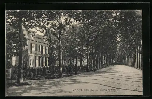 AK Voorthuizen, Stationsweg