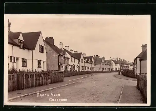 AK Crayford, Green Walk
