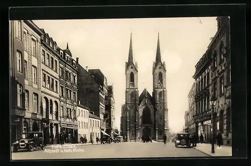 AK Hof a. d. Saale, Altstadt mit Bank, Geschäften und Katholischer Kirche