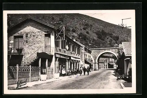 AK Le Pertuiset, Route du Puy, Les Hotels