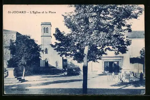 AK Saint-Jodard, L`Eglise et la Place