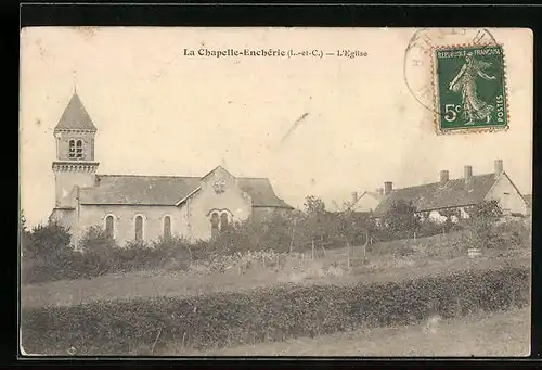 AK La Chapelle-Enchérie, L`Eglise