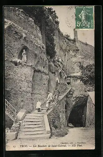 AK Troo, Les Escaliers de Saint-Gabriel