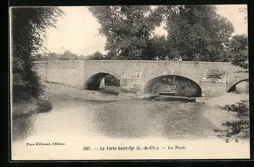 AK La Ferté-Saint-Cyr, Le Pont