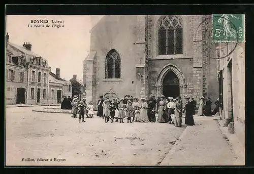 AK Boynes, la Sortie de l'Eglise