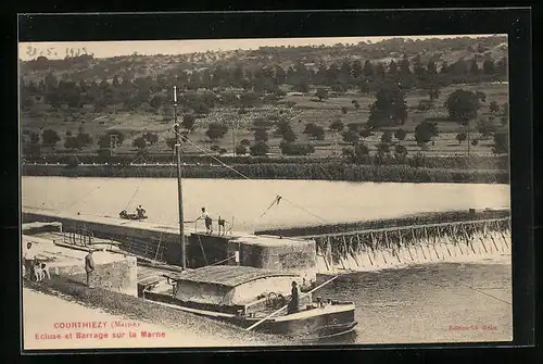 AK Courthiézy, Ecluse et Barrage sur la Marne