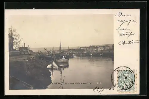 AK Épernay, Les Bords de la Marne