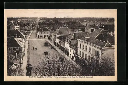 AK Mourmelon-le-Grand, Place Clemenceau et Rue du Général Gouraud