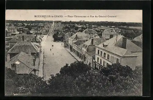 AK Mourmelon-le-Grand, Place Clemenceau et Rue du Général Gouraud