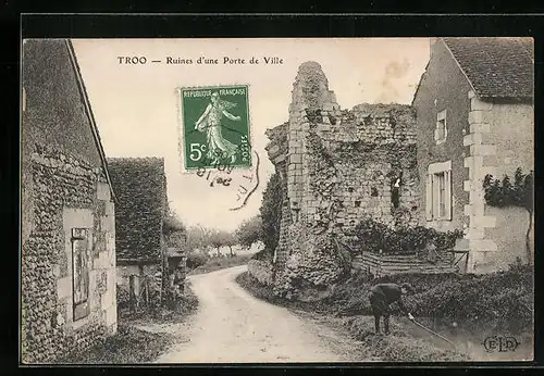 AK Troo, Ruines d`une Porte de Ville