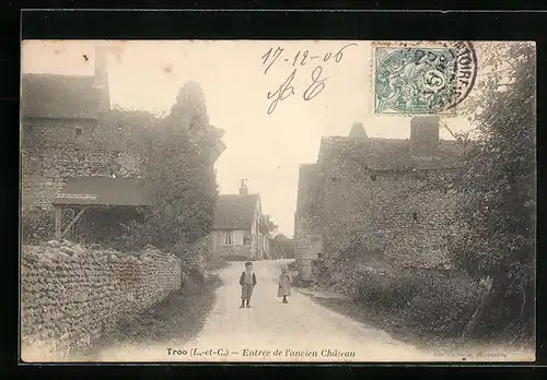 AK Troo, Entrée de l`ancien Chateau