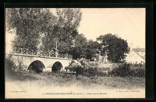 AK Neung-sur-Beuvron, Pont sur le Beuvron